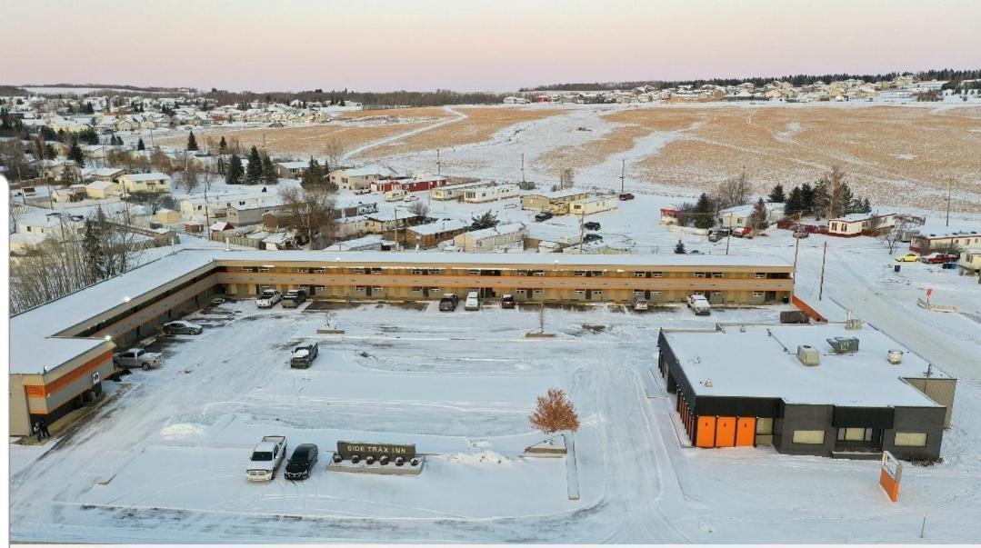 Sidetrax Inn Beaverlodge Exterior foto